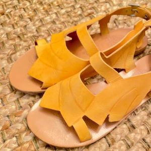 Ancient Greek Sandals X Carven